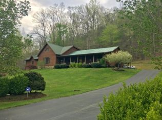 685 Carrington Green Rd, Salt Lick, KY 40371
