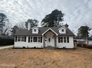 203 Stewart Avenue, Clinton, NC 28328