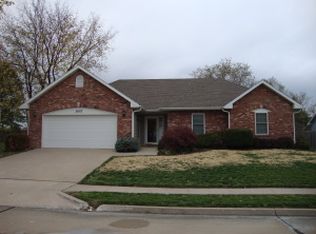 3007 Dahlia Dr, Columbia, MO 65202