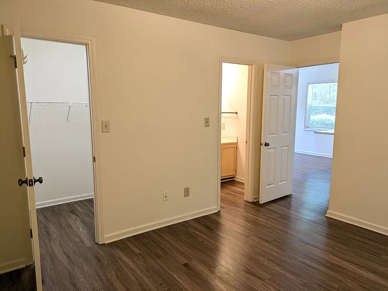 111 Birdie Ct — Photo 13