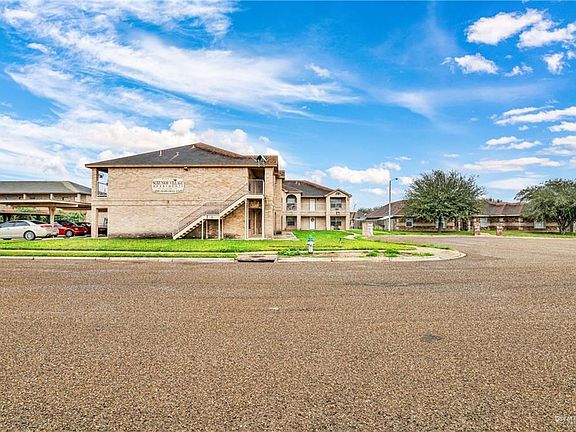 3rd image of 811 French Ave