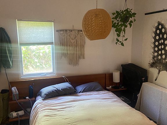 2nd image of 1312 Mountain Ave