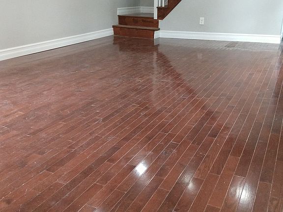 2nd image of 218-110 Ave