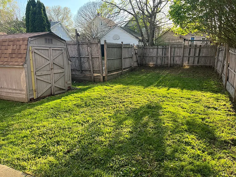825 Smith Ave NW — Photo 33