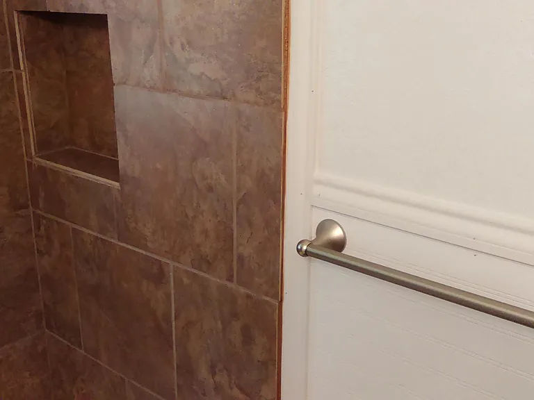 3910 Stanard St — Photo 10