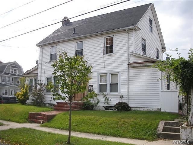 2nd image of 19717 100th Ave