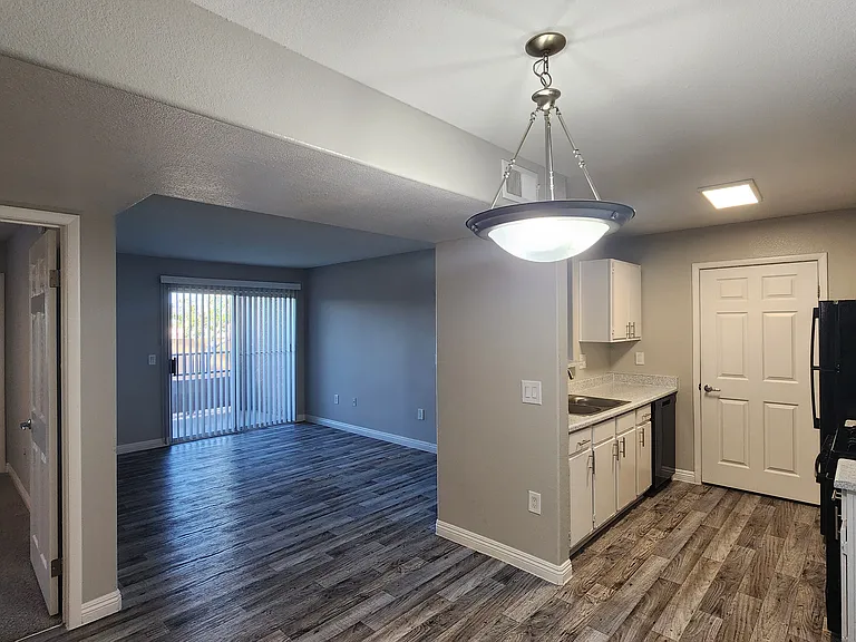 Alterra Apartments — Photo 19