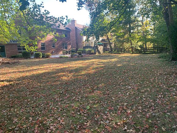 2nd image of 3086 Arbor Dr