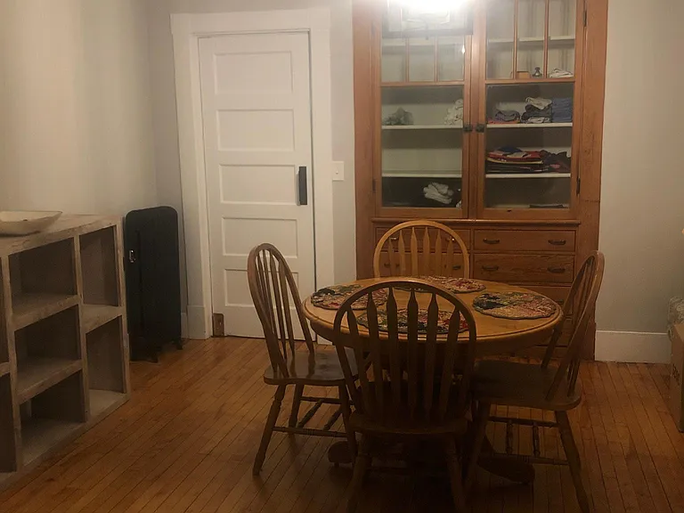 957 Union St #957 — Photo 8