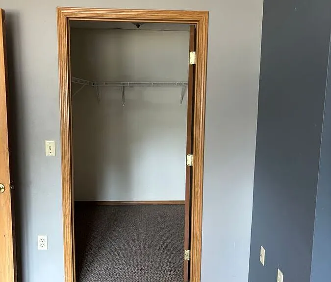 109 E Luverne St #216 — Photo 5