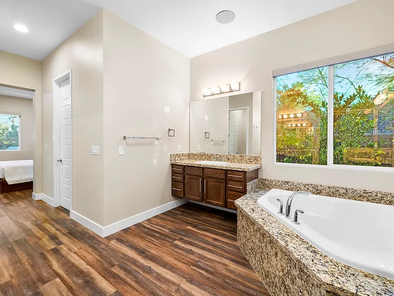 8396 Sweetwater Creek Way — Photo 34