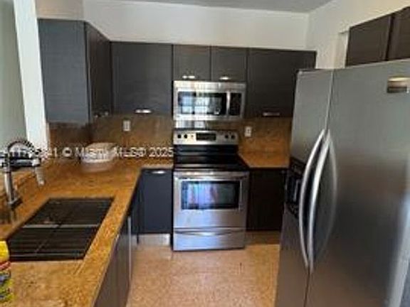 4th image of 11600 NE 6th Ave #11600