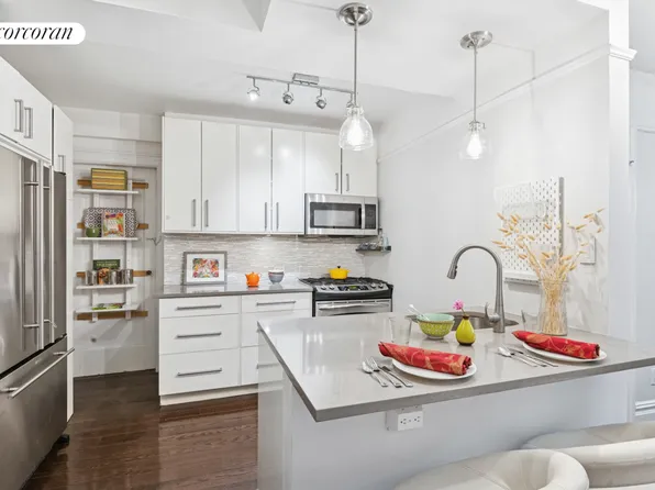 65 West 95th Street 4C image 3 of 6