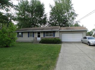 1070 Brinks St SE, Kentwood, MI 49508