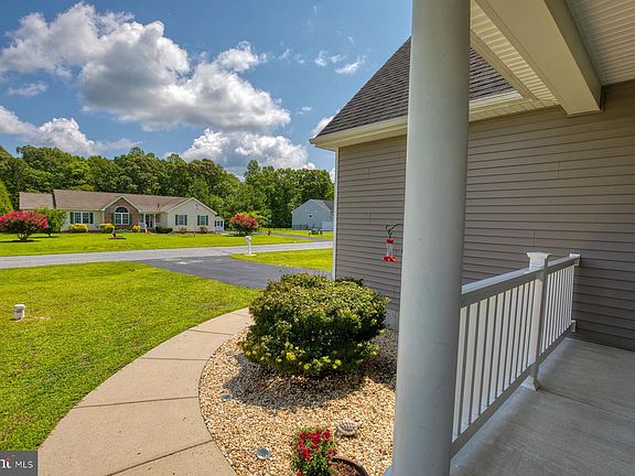 4th image of 25936 Country Meadows Dr
