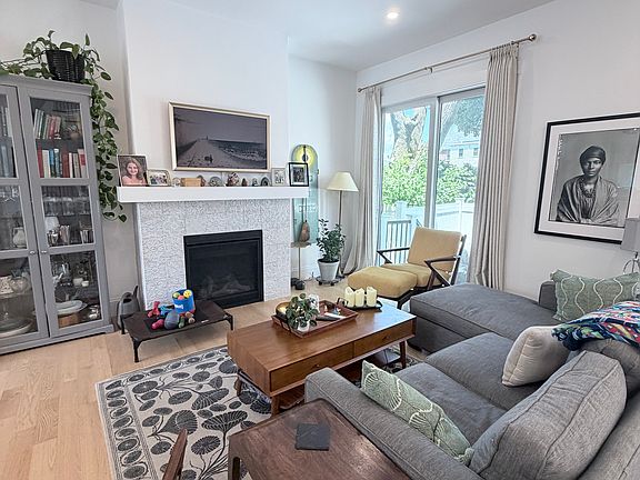 2nd image of 15 Emerald St #1