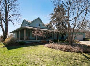859 Old Kirk Rd, Geneva, IL 60134
