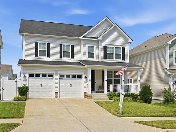3rd image of 412 Smokebush Dr