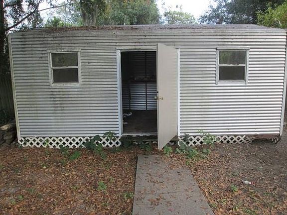 4th image of 8455 Concord Blvd W