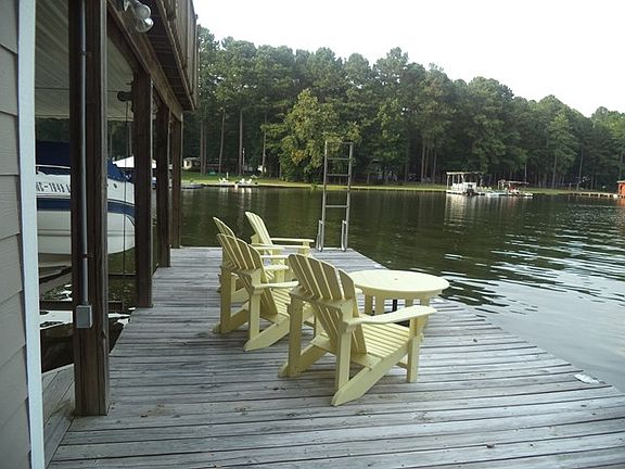3rd image of 205 Stillwater Creek Dr