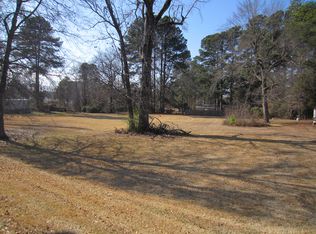 N Jackson St, Magnolia, AR 71753