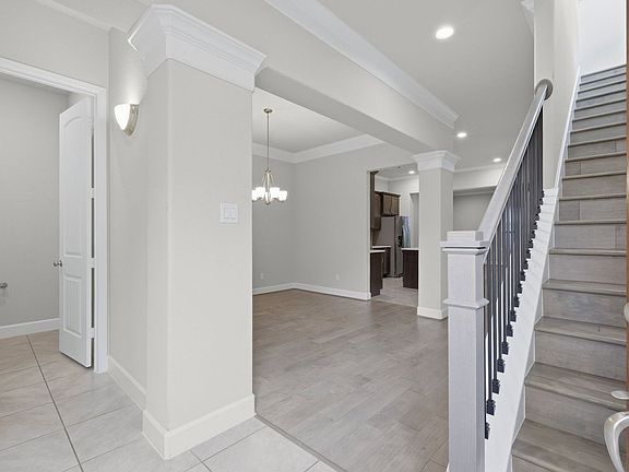 4th image of 6011 Truro St Unit B