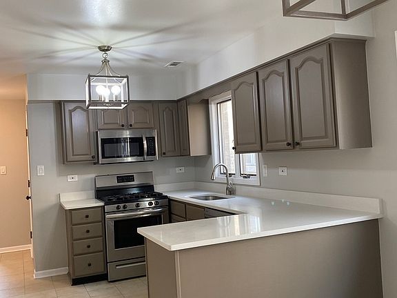 4th image of 1806 Oak Park Ave #2