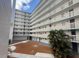 15600 NW 7th Ave APT 211, Miami, FL 33169