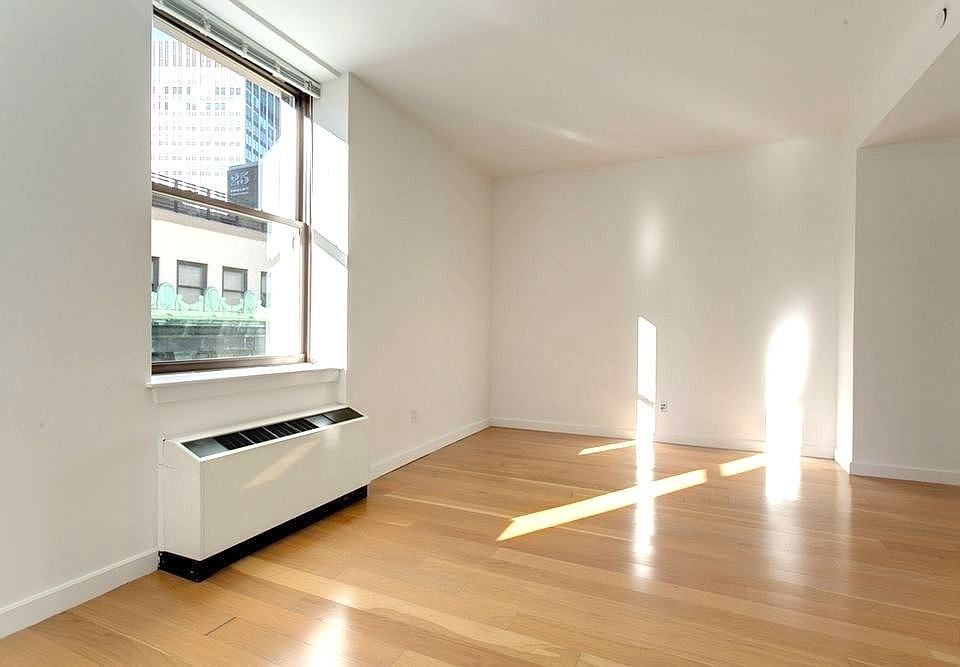 1st image of 37 Wall St APT 17Q