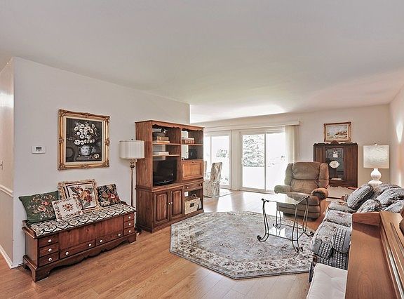 2nd image of 1504 Canbury Ct APT A1