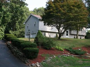 334 Rimmon Hill Rd, Beacon Falls, CT 06403