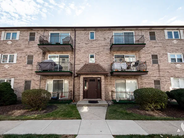 6444 S Narragansett Ave APT 3W, Chicago, IL 60638