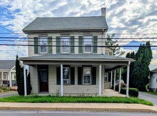33 Queen Rd, Gordonville, PA 17529