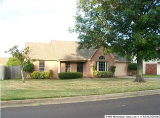 6088 Blocker St, Olive Branch, MS 38654