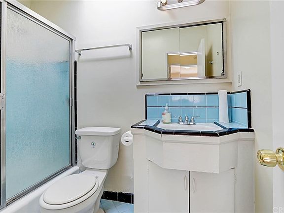 5th image of 1047 N Sierra Bonita Ave #11