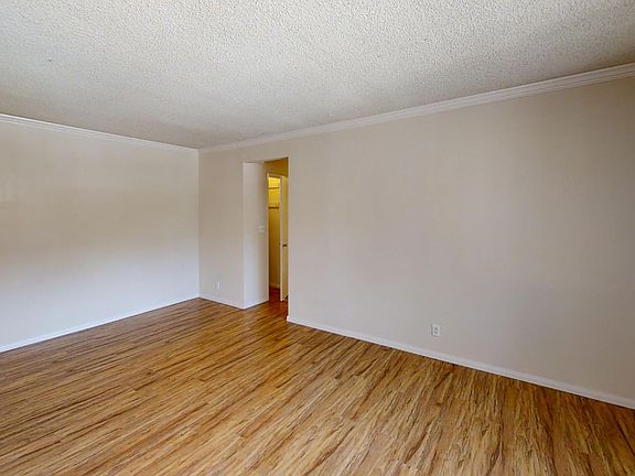 5th image of 1699 Amberwood Dr APT 112