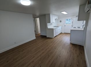 675 Fir Gardens St NW, Salem, OR 97304