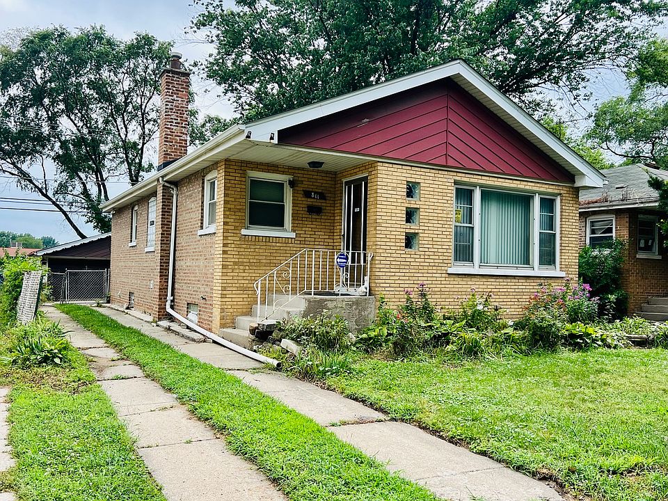 1st image of 811 Sibley Blvd