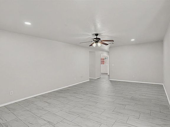 4th image of 1716 N Fordson Ave