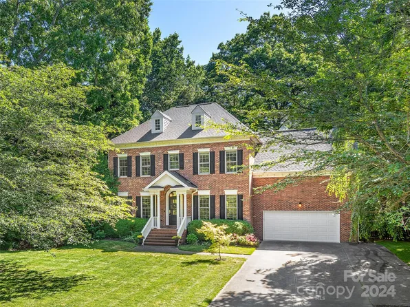 1006 Columbine Rd, Asheville, NC 28803