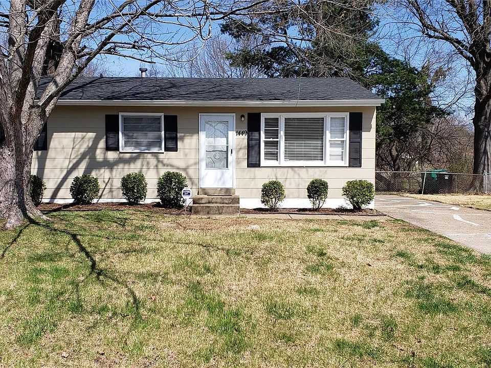 1st image of 1449 Broadlawns Ln