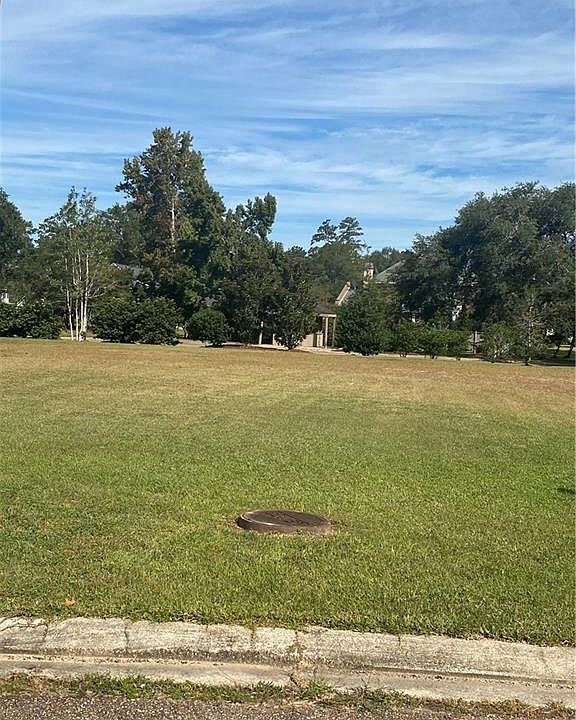 2nd image of 19465 Par Ln