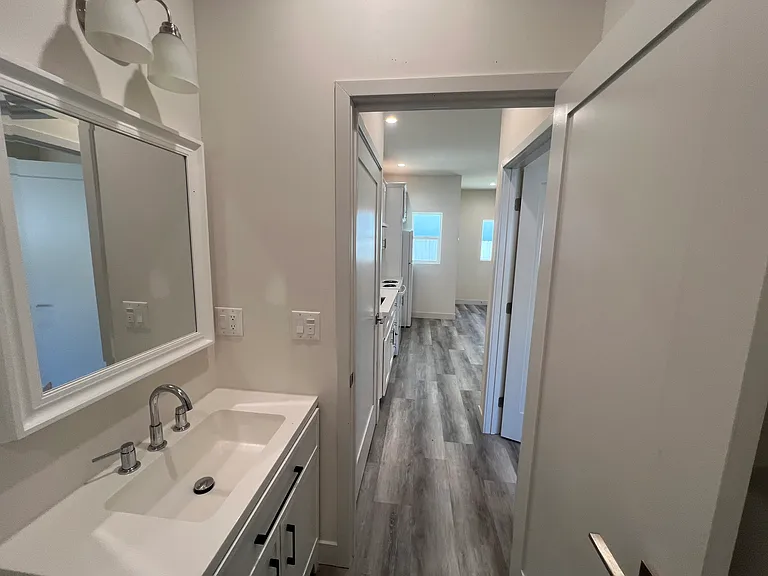 11616 Hamlin St #11620 — Photo 14