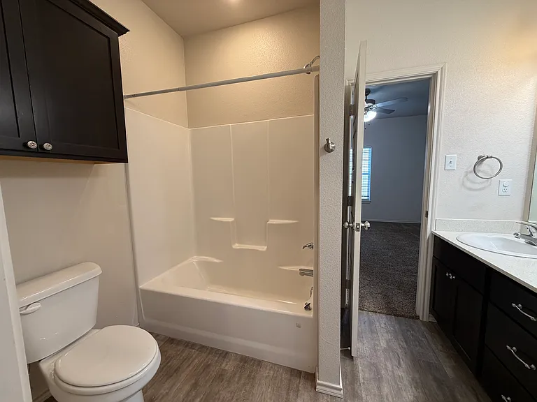 11626 Evanston Ave — Photo 20