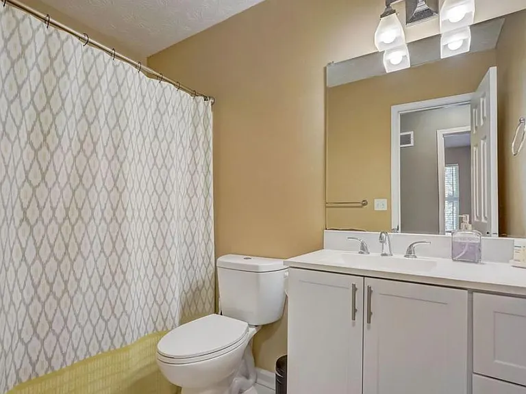 2551 Chippewa Ct — Photo 9