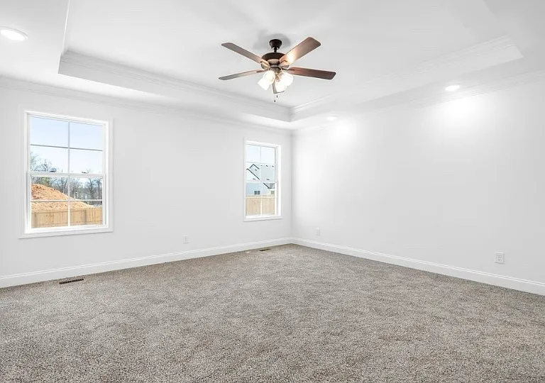 1208 Elizabeth Ln — Photo 12