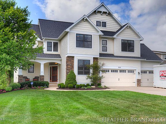 2nd image of 519 Village Springs Dr SE