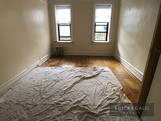 Rented by BRICK & GALO REALTY CORP | media 4