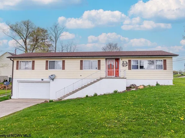 1416 Canton Ave, Star City, WV 26505