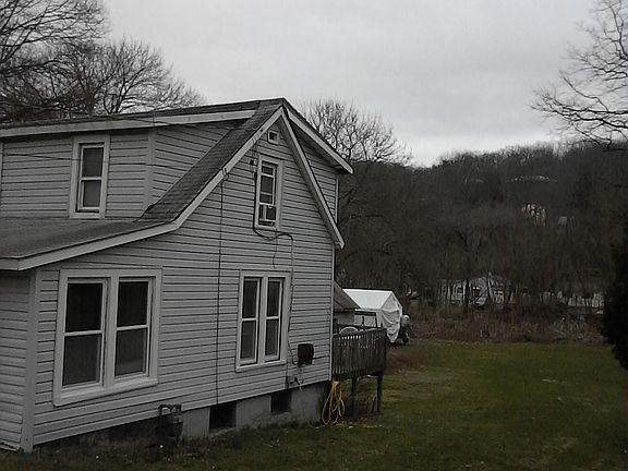 2nd image of 1205 Sweetwater Cir